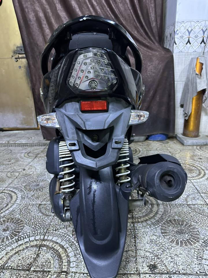 GTR.              دراجه مال رمبه مرتبه وبلاديه ما ناقصهه مبرغي بـ950الف دينار بيه مجال حك الجيه 
 مكاني بغداد 
هـ***********
