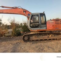 للبيع فيات هيتاشي فايف جاهز للعمل . رقم دهوك السعر 130.  07723463497