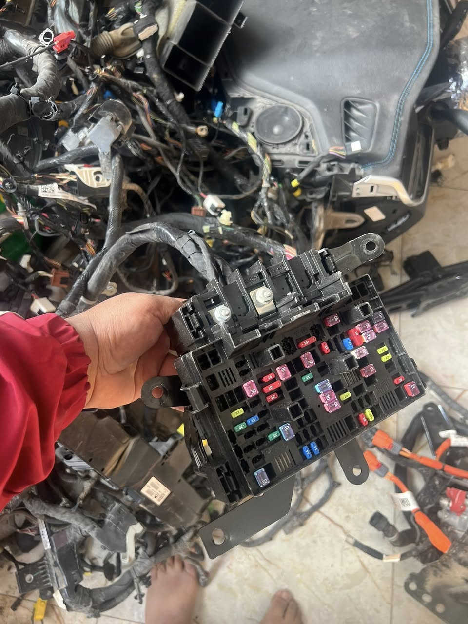 غراض جيب هايبرد 2024ضفاير عقول محرك انفينتر بطاريات كلشي يخص الهايبرد ***********
