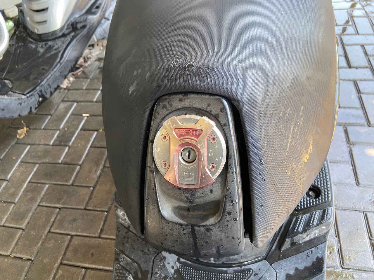 سكنس جبلي للبيع
ستيرن كاربون فايبر اصلي 

صالنصه رياضي 

قبق بانزين اصلي 

هورن 

وياله 

سيت كفرات ثاني بلادي

*********** 

فقط واتساب 

السعر مليون و150

تزويد كله بلادي من لخارج

او مراوس بوكسر او بي سي اكس
