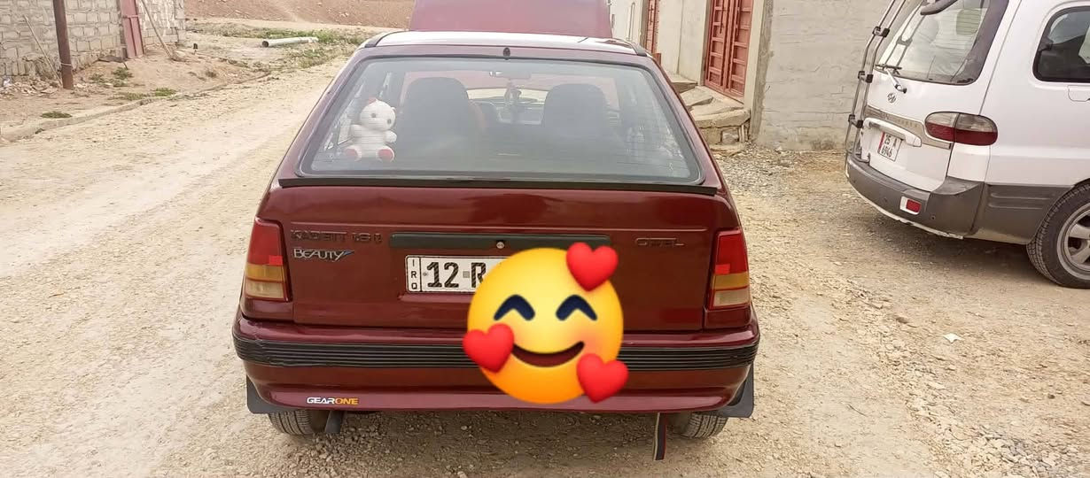 كاديت ٩١ نينوى شرط التحويل رقم سنويه هزه جديده رش جماليه بدون ضرر من الدعاميه للدعاميه عندي صور قبل الصبغ طخم امامي خلفي باتري 5اطارات جدد كهربائيات كلها شرط  حتى كلوب الجكمجه والصندوك شغل اسلايت بور محرك كير شرط لانفخ ولاصرف ***********
