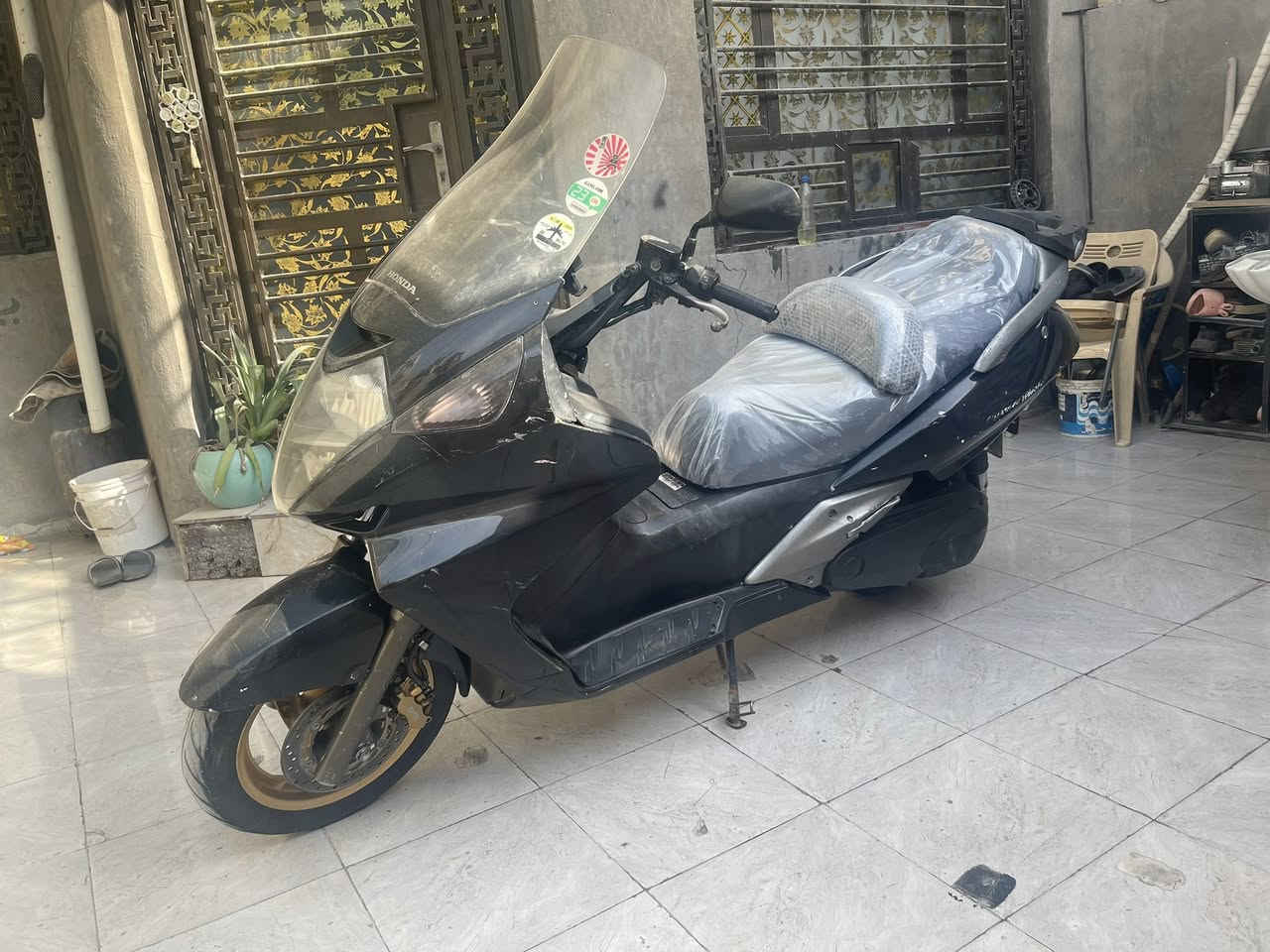 سلام عليكم سلفر ونج 600 الدراجه مكينه مكفوله شلعه شك الكاع بيه كسر بل تريشه  ويرادله ترتيبات بصيطه حسب الجناي كهرباهيات جاهزه 
اوراق اصوليه ماشين بمعاملته بس شنو النقص ما اعرف السعر 14وبيه مجال بصيط مكاني محموديه 
رقمي ***********
وهذا بي واتساب فقط ***********
