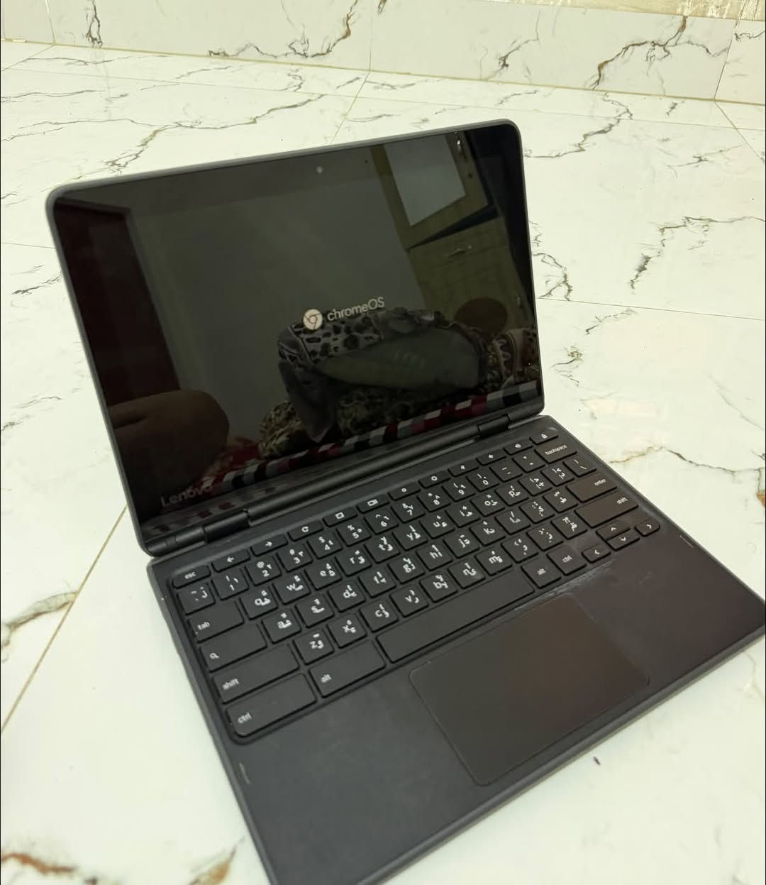 لابتوب من لينوفو
Type C
قلاب 360 درجه شاشة لمس
ذاكرة gb 32
عشوائيه 4
يفيد دراسة تصفح يوتيوب تواصل اجتماعي النظافة جدا عاليه ومستخدم قليل جدا
السعر 70 الف ومجال بسيط


**إذا كنت صاحب هذا الإعلان وتريد حذفه لأي سبب، رجاءا أرسل رسالة إلى الدعم الفني**