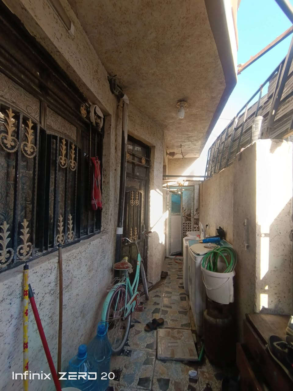 بيت مساحه 75mبل زراعي البياع طابقين 4غرف ابكل طابق حمام اوغربي او بره شرقي 
لتفاصيل أكثر التواصل على***********
