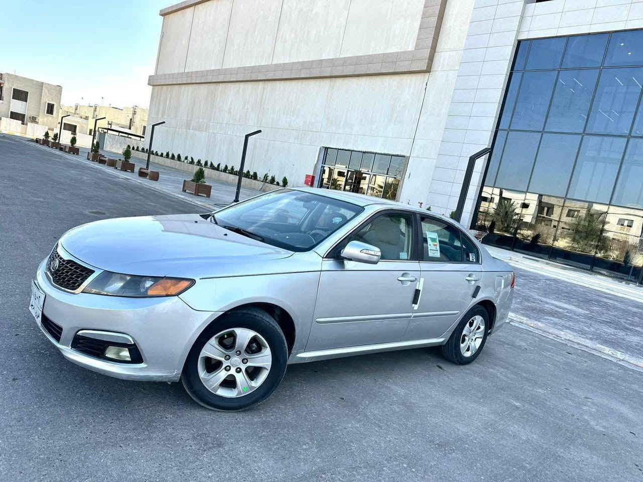 سلام عليكم للمراوس فقط افانتي لو انترا) كيا اوبتيما موديل2009مصبوغه عام بدون دواخل كير محرك دوش المرغوب صدر تبريد تدفئه تايرات كهربائيات كله شرط مواصفاتهه بعد معروفه رقم اربيل شرط التحويل*********** العنوان العلم
