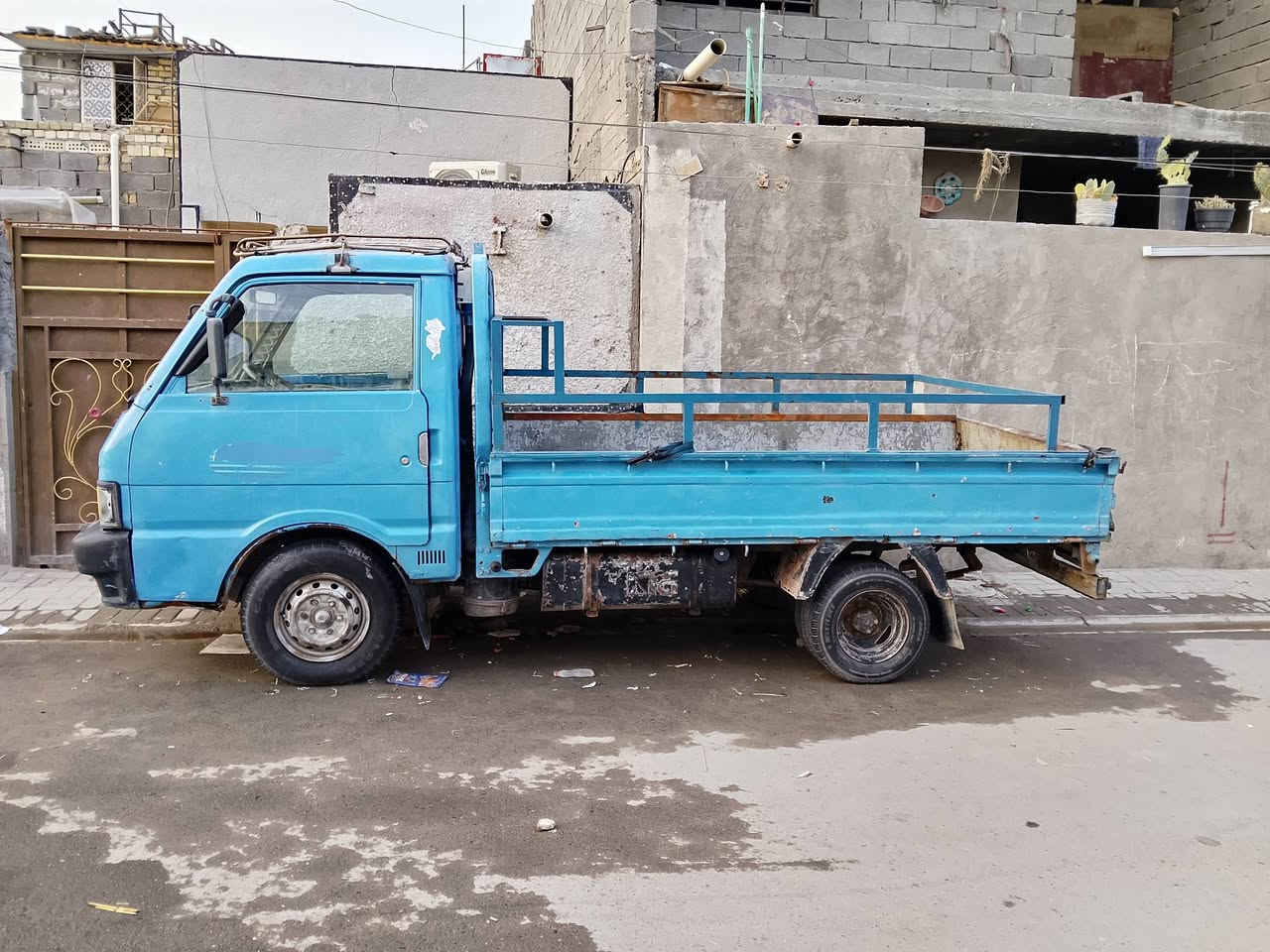 اسلام عليكم بنكو موديل 93 السياره جاهزه من كلشي السعر 45 وبيه مجال للشراي مامتواجد على الفيس للتواصل ***********
