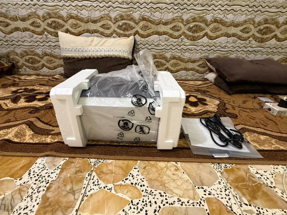 مساء الخير طابعه كانون 6030 عادي فقط كدامكم مثل متشوفون بعدها جديده سعرها 150 للاستفساار واتساب 
***********
