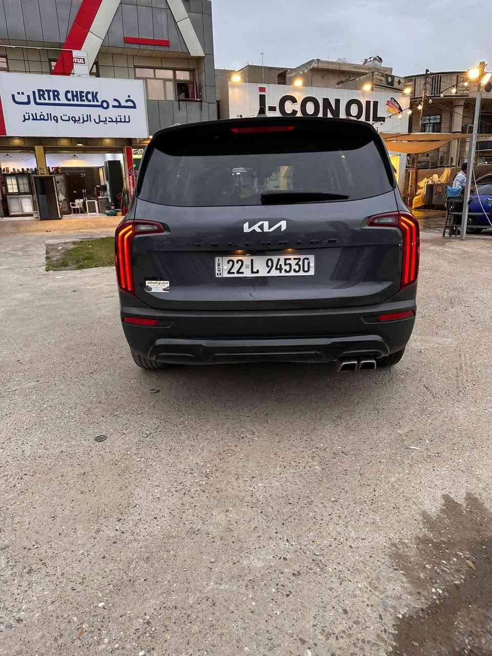 السلام عليكم عندي تلورايد موديل 22 فول الفول SX برستيج اعلى فئه بالتلورايد تدفئه وتبريد كشنات حتى الخلفيات تبريد وتدفئه
 سايد بريك بصمه 
فتحه عدد 2
حساسات اماميه وخلفيه
رادارات 360 درجه 
كامرات محيطيه 
كشنات جلد منفصل 
انظمة قياده 6 ماوس 
دفع رباعي
شاحن وايرلس 
جميع الكشنات كهرباء كشن السايق ميمري 
بردات خلفيه مري شفط والجنطه شفط 
الحادث جاملغ امامي جهة السايق وحافة البنيد رقم الهاتف *********** السعر على الخاص للتفاوض مكاني بغداد حي الجهاد بيع او مراوس
