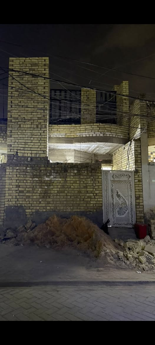 السلام عليكم بيت 80متر للبيع للبيع منطقه ام الكبر مال ابو درع مقابيل قطاع 78 قرب الشارع العام فرع موكب اسد بغداد الطابق الأرضي كامل ولفوك غرفه وحمام وصاله بعدهن هيكل


**إذا كنت صاحب هذا الإعلان وتريد حذفه لأي سبب، رجاءا أرسل رسالة إلى الدعم الفني**