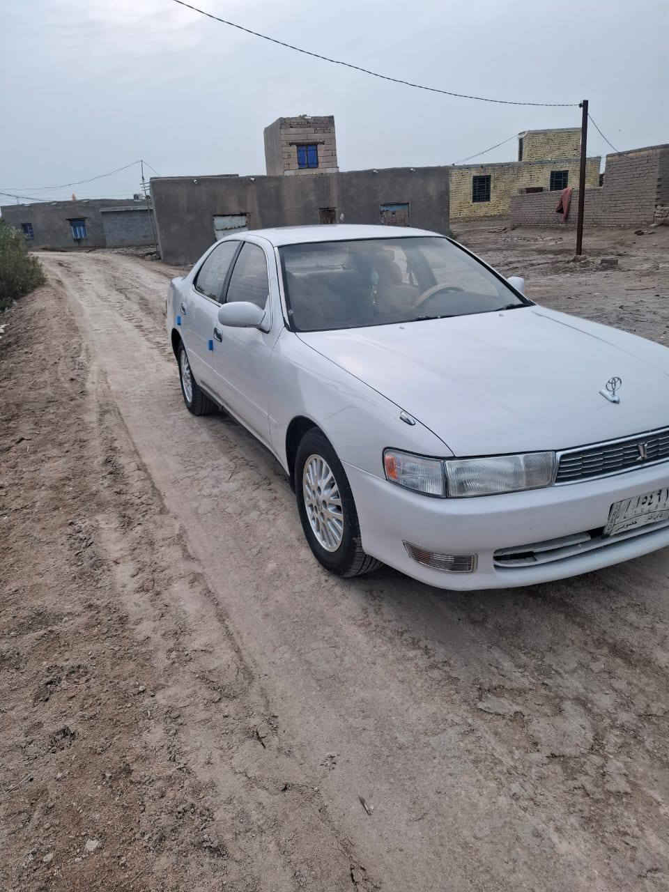 سلام عليكم للبيع كرسته سياره مكفوله كفاله عامه يعني سياره جديده بمعنه الكلمه من الكص والعيب شرعي ونقل جثه وضربه والصبغ العام محرك وكير كفاله حداده وتايرات جدد دواخل بلكارتون مكان ذي قار المركز الشراي يتصل ***********
