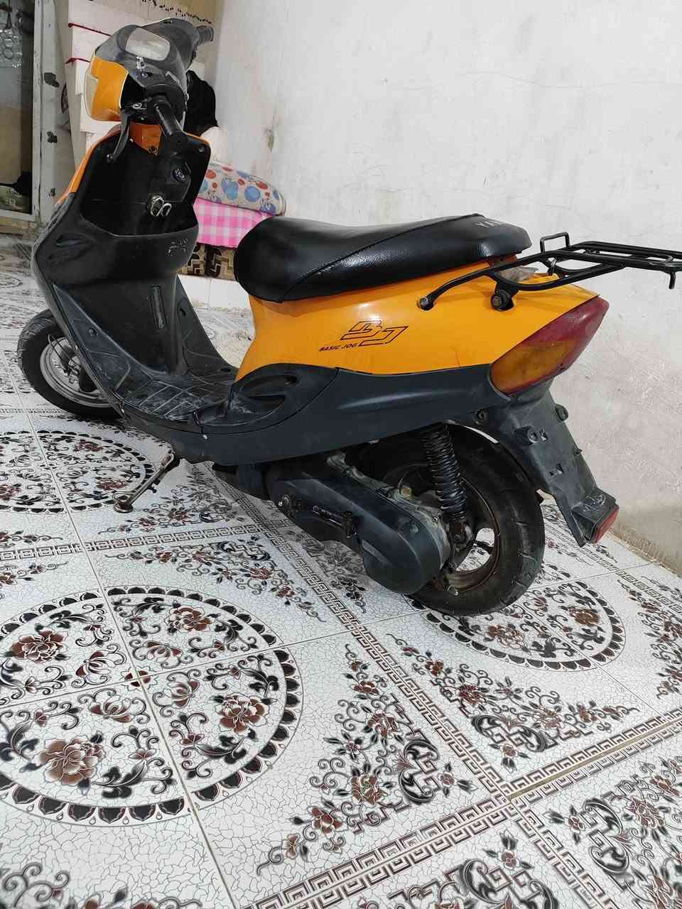لسلام  عليكم دراجه للبيع يوماها 9زورف بيجي مكينة ناعمه وحلوه كفرات بلاديه دراجه شلعه معدل حلو كلش قوي المعدل السعر 350وبيها مجال كلش قليل المكان ميسان الدوانم مقابيل محطه بيت مخيلف خاص ماكو الرقم شغال واتساب والاتصال: ***********
