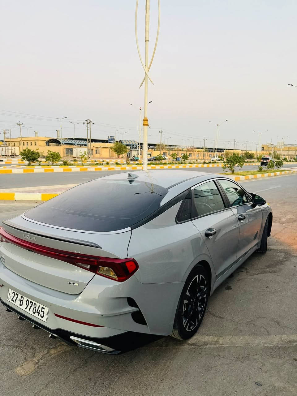 KIA k 5 GT lian
موديل 2023  معوقين رقم ذي قار
ماشية :70 الف ميل 
اللون -اسمنتي سموك المميز
السيارة بيها 3 قطع كلير بأمريكا   وبيها باب تبديل  وداير جاملغ    ...... صور الحادث مال امريكا موجودات بالمنشور 
وايضا. السونار موجود  داخل المنشور
مواصفات....
نقطة عمياء
مخارج AUX+USB
شاحن وايرلس
تبريد بيانو
دخول بصمه ذكي
نظام ترحيب اضويه يدات
تشغيل عن بعد 
بصمة ابواب
حجم المحرك1.6T✈️  
شاشة كبيرة اندرويد اوتو ابل كار
سايد بريك بصمه
اوتو هولد Auto Hold
حساس ضغط الاطارات 
 كامره دواره خلفيه 
رادار امامي 
 اشاير في المرايا+رادرات جانبية و خلفيه و اماميه 
حساسات خلفيه
نقطه العمياء
قيادة ذاتيه 
تحديد مسار
مثبت سرعه 
توقف ذاتي
تبريد شاشة + مناخ منفصل  
كشنات جلد  تدفئة 
اشاير بالمري 
لدترحيب 
لد امامي LED
لد خلفي LED
جنطه  فتح اوتماتيك عند الوقوف 
ويل كب كروم  18
سبايدر خلفي
اوضاع قياده Drive Mode
نظام سبورت sport
 نظام نورملNormal
نظام سمارت Smart
دركة سبورت مختومه (GT)
مكاني ناصرية   
السعر 140
للأستفسار: ***********
