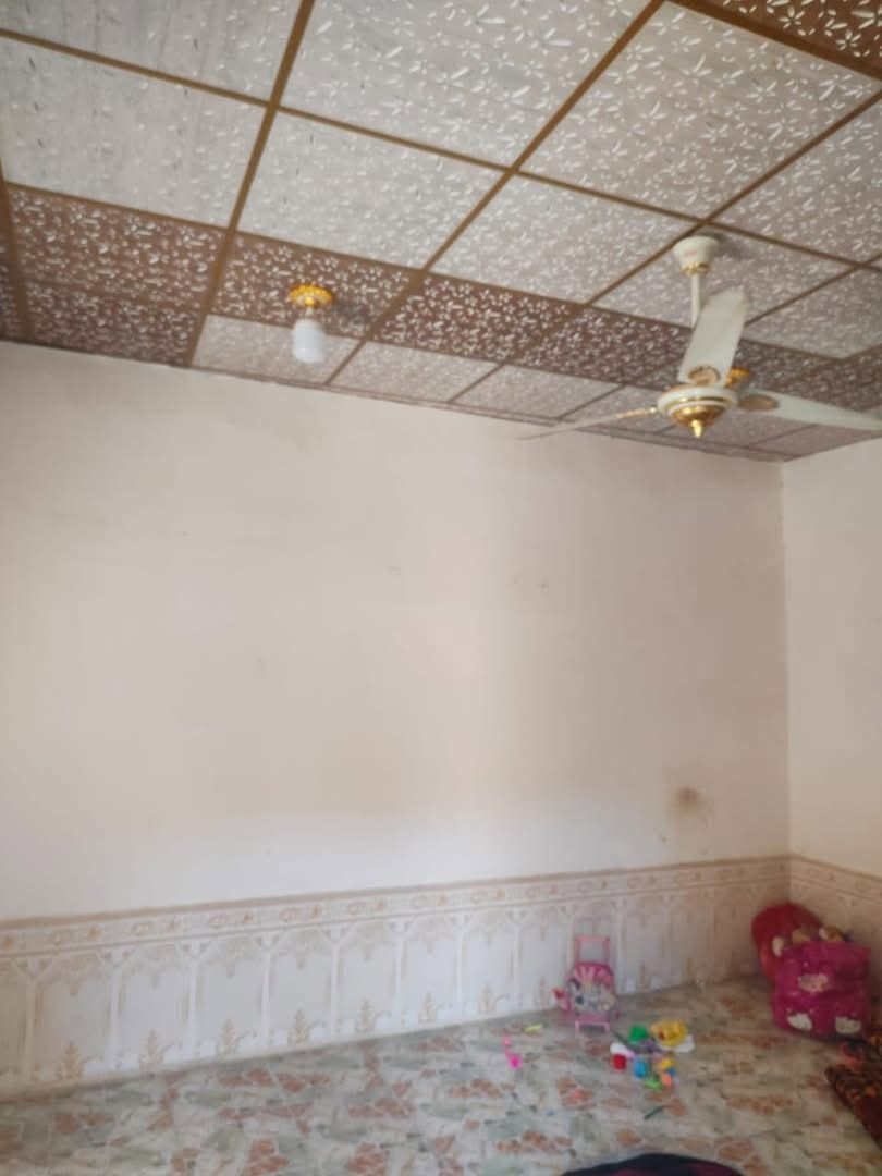 يالله بيت بلاش
يــالله بيت 200 متر سعره مناسب 

غـــــــرفــتــيـــن صــــالـــه اســـتــقــبــال مــطــبـــخ تـــخــاريـــج 

منطقة هادئة كلش وحلوه خدمات عنوان البيت شارع المطار القديم 

قرب اسواق علي الطائي … مشمول بالتطويب 

ارخـص بيت مـقـارنـه بالمحيط فقط 18 مليون  

للاسـتـفـسـار *********** واتــســاب +اتــصـال

