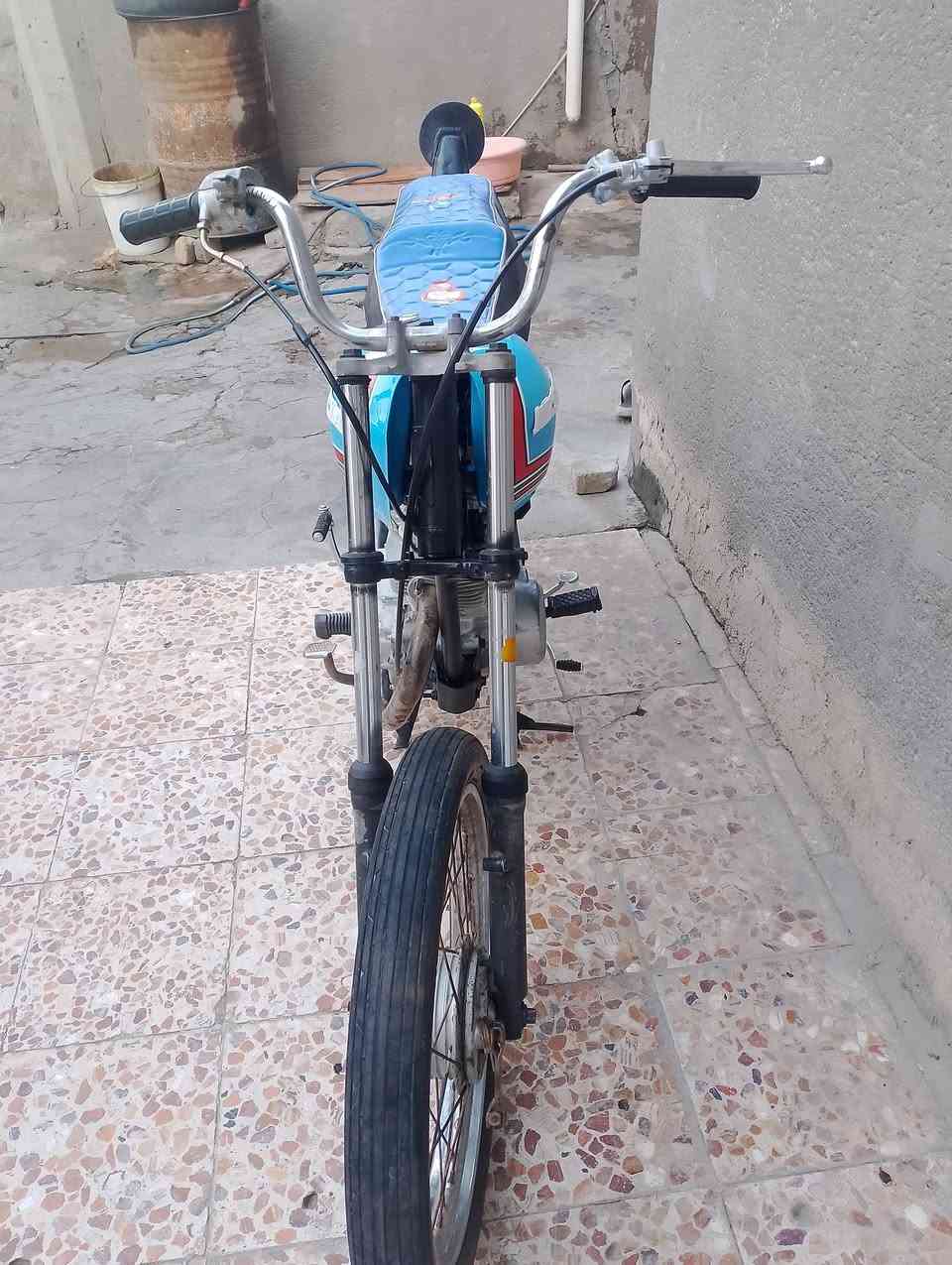 دراجه نامه نضيفه حلوه شغاله ادوات مكفوله السعر 350 العنوان البصره الزبير الرقم ***********
