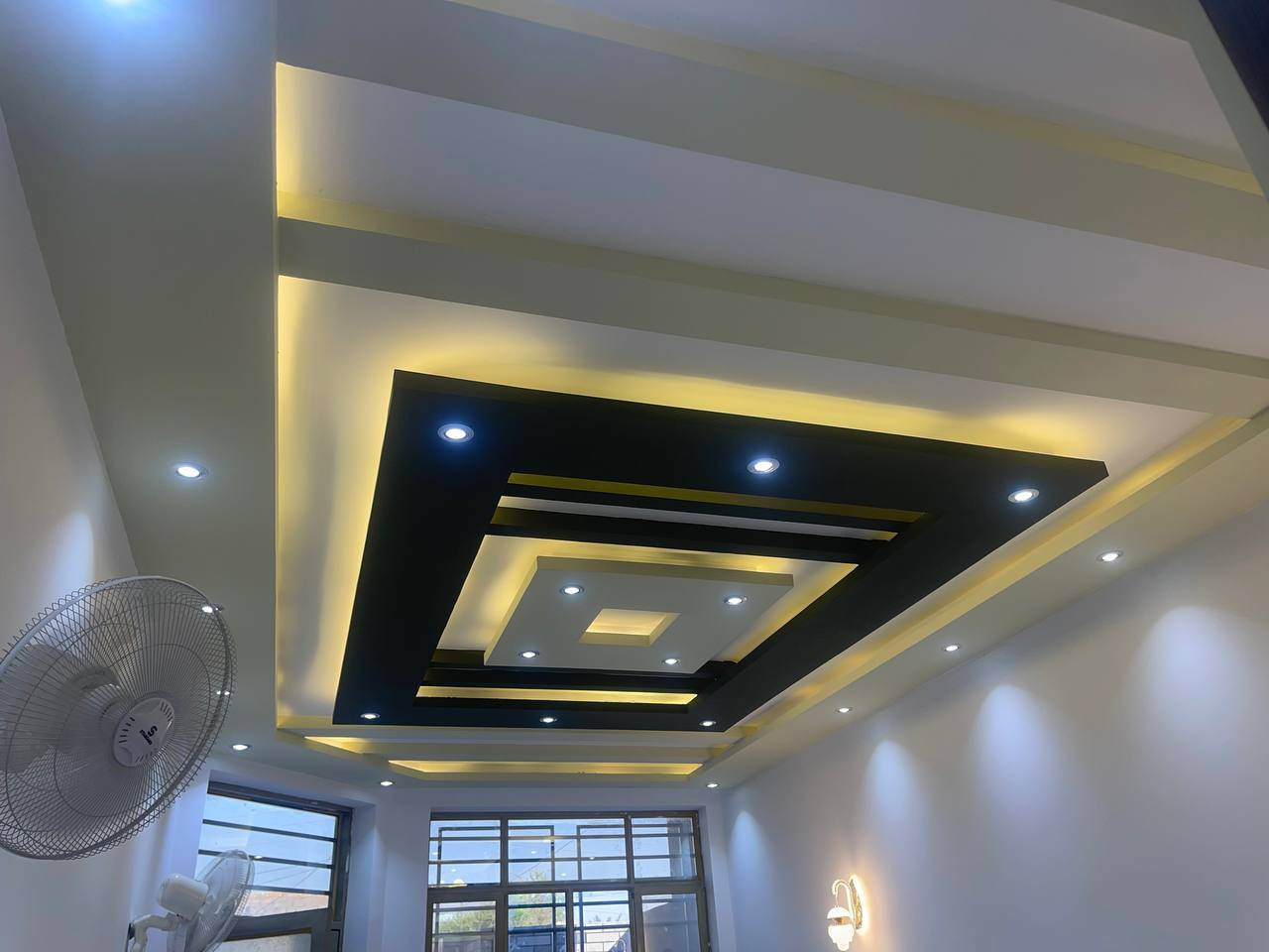 صباغ منازل داخلي و خارجي مع عمل ديكورات باسعار مناسبه
للتواصل معي خاص او رقم هاتفي
***********. داخل كربلاء فقط
