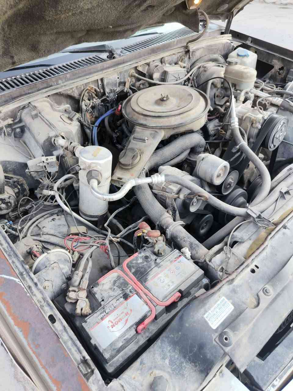 للبيع شوفرليت بلايزر تاهو S10 موديل 1986 سيارة جاهزة كير محرك اكسل تبريد شاشة كامرة تحكم ستيرن كربائيات تخم تاير نقشة وحدة بالسيليفون كلهامكفول بدون حادث كله بلاد  مشروع وطني باسمي سعر ٤٣$ مجال بسيط *********** واتساب متاح مكاني بغداد
