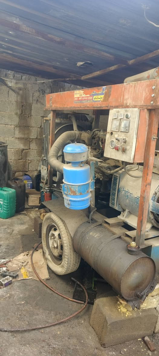 سلام عليكم عندي مولد كاز للبيع حجم المحرك 3000 مولد شغاله خير من الله 30 كيفي شراي يتصل مكاني بغداد ***********
