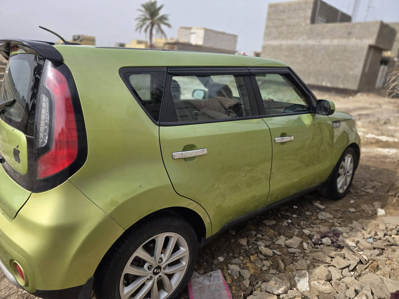 السلام عليكم 
صول 2017 كير مكينة  2000 GDIمكفولات وارد أمريكي 
صبغ اقل الحزام يعني البجم والجنطة وباب ما مصبوغات ابيع حزام السعر 105 السيارة بأسمي مداور ثاني يوم
مكانها بابل الحمزة الغربي 
***********
