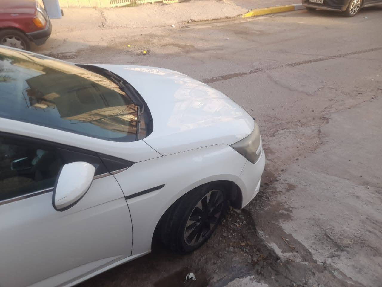 السلام عليكم 
رينو ميكان موديل ٢٠١٩
السعر ٨٥
بيه مجال
تخم تاير جديد باتري جديد
السونار موضح بيه كلشي
كير  محرك كفاله 
تحويل مباشر  السياره حره
بغداد البلديات 
رقم الهاف واتساب بيه ***********
***********
ماشيه ٩٩ الف
