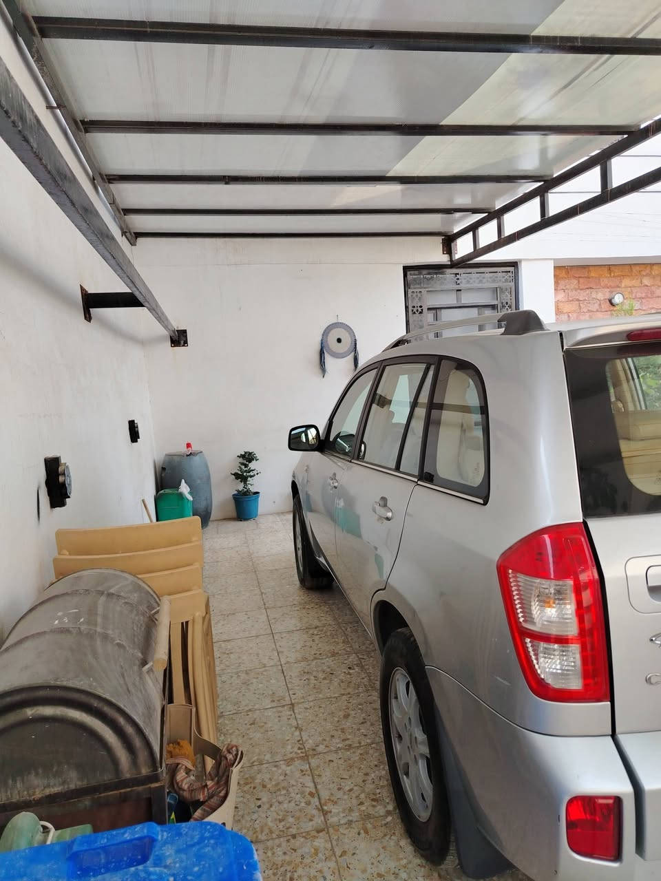 السلام عليكم للبيع تيكو ٢٠١٤ رقم بغداد  سياره جاهزه مابيه اي نقص كير مكينه صدر أمامي خلفي تخم تاير تبريد ثلج تدفئه بلكشنات كير ميكانيك مكينه ٢٠٠٠ سياره بلاديه فتحه كهرباء كشنات جلد بلاد داخل نظيف جدا سياره كلش نظيفه وباقي المواصفات معروفه بلتيكو مكان السياره حي العامل علسريع الملحانيه قرب مسبح الرافدين موبايل *********** أثير *********** السعر ٧٥ وبيه مجال حك الجيه تحويل ثاني يوم
