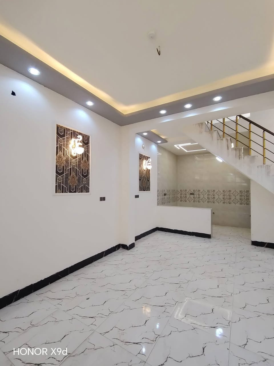 السعر 65 مليون 
فــرصــــة العــمـر .. لأمتــلاك  بيت 50م  في كربلاء  ⚜️ الحولي 100م (حي الاخلاص ) قرب سفارة التركية مقابل قاعه سوافنه مشروع سكني متكاملة  حياة افضل لعائلتك حيث المواقع المميزة القريبة منه كل مرفقات الحياةحيث الخدمات المميزة
 جميع الشوارع الرئيسية والفرعية
نظام الأدامة المستمرة اسواق .✨افران صمون .✨مخبز .✨صيدلية .✨الماء الكهرباء 
التبليطمولد
.للاستفسار تصال
***********
