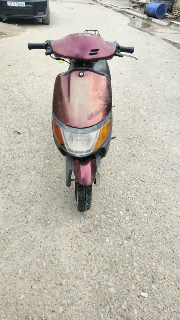 سازوكي منغولي للبيع 
دراجه نضيفه كفرات كله بلاد كهربائيات شغاله 
تجي وتشوف بعينك سعرها 200 وبيها مجال 
*********** بي واتساب او اتصل
