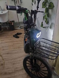 دراجه شحن للبيع حجم 20 بيه بصمه وجهاز انذار اشاير يمنه ويسره امرايه وح...