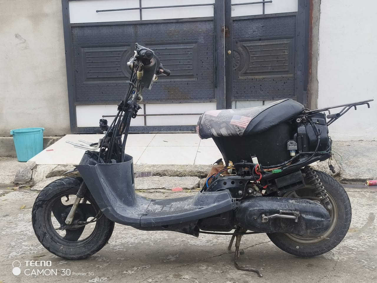 سلام عليكم دراجه البيع اي عيب مابيه كلشي مبيه مكينه مامفتوح مبيه صوت اكسل بشرط تايرات جديد نشاط فولل سرعه معدل فوللل سعر175بيه مجال الطيبين***********
