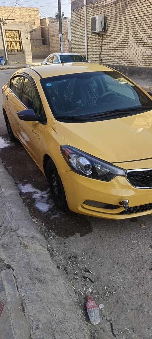 سلام عليكم فورتي البيع أو مراوس مديل 2015 ضرار بنيد وجاملغ لباقي ليبل واحد سياره جاهزه مصفره خط وبحث سعر 95 وبيه مجال مكان ناصرية مركز ***********
