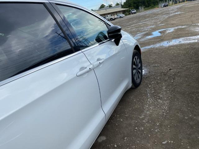 الضرر ؛؛  حالوب قليل
اللوحه ؛؛ بغداد بسمي تحويل بنفس اليوم 

1-هايبرد كهرباء بانزين مديل 2024

2- هندبريك بصمة 

3- تشغيل عن بعد 

4- هيترات بالكشنات 

5- رادر جانبي 

6- بيبان كهرباء ( تحكم ريمونت ) 

7- صندوق كهرباء شفط 

8- رادار امامي خلفي 

9- كشنات VIP منفصل

10- مانع انزلاق 

11- نظام ستوب بارك 

12- لايت لدالشكل الجديد 

13- تنبيه الخروج المسار 

14- شاشة كبيرة كاربلاي 

15- تبريد مركزي ثلاثة قطع 

16- تدفئه كراسي وستيرن

17- تحكم استيرن فول 

18- بردات داخلية 

19- اشاير بالمري 

20 -محرك 6 سلندر 3600 

21- كير ماوس 

22- نقطه عمياء 

23 - كشن كهرباء + خزن 

سعر السياره : 260

       مكان السياره بغداد ***********
