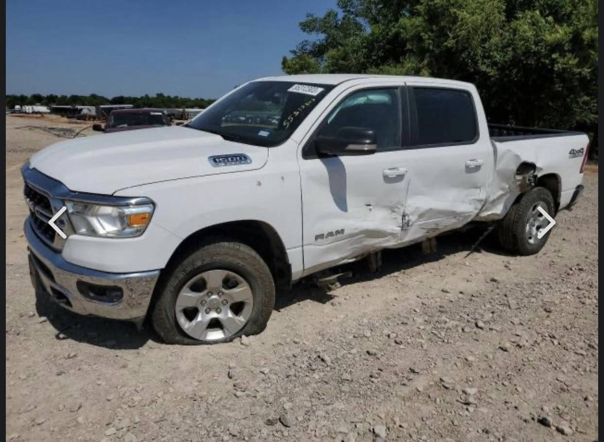للبيع 🚘
Ram 1500 Big Horn اللون ابيض 
▪️باب طويل بدي طويل 
▪️ موديل 2022
▪️ فحص وارد أمريكي
▪️ ضربة جانبية فقط بجم كبس
▪️ محرك 8 سلندر 5.7 HEMI
▪️ دبل (فور ويل)
▪️ منظومة غاز مركبة جديد فقط تفويلتين منظومه ايطاليه 
▪️ الممشى: 81 ألف مايل
▪️كشن السايق كهرباء
▪️تبريد بلاد امامي خلفي 
▪️شاشه وسطيه car play 
▪️سايد بريك دكمه كهرباء
▪️رادار امامي وتحذير من التصادم 
▪️تخم تاير جديد 
▪️باتري جديد 
▪️السيارة نظيفة واستعمال يومي، جاهزة 
للفحص والمعاينة.
▪️ السعر: 24,500$ قابل للتفاوض البسيط
للاستفسار مراسلة الخاص أو الاتصال 📞
***********
العنوان : البصره - طويسه
