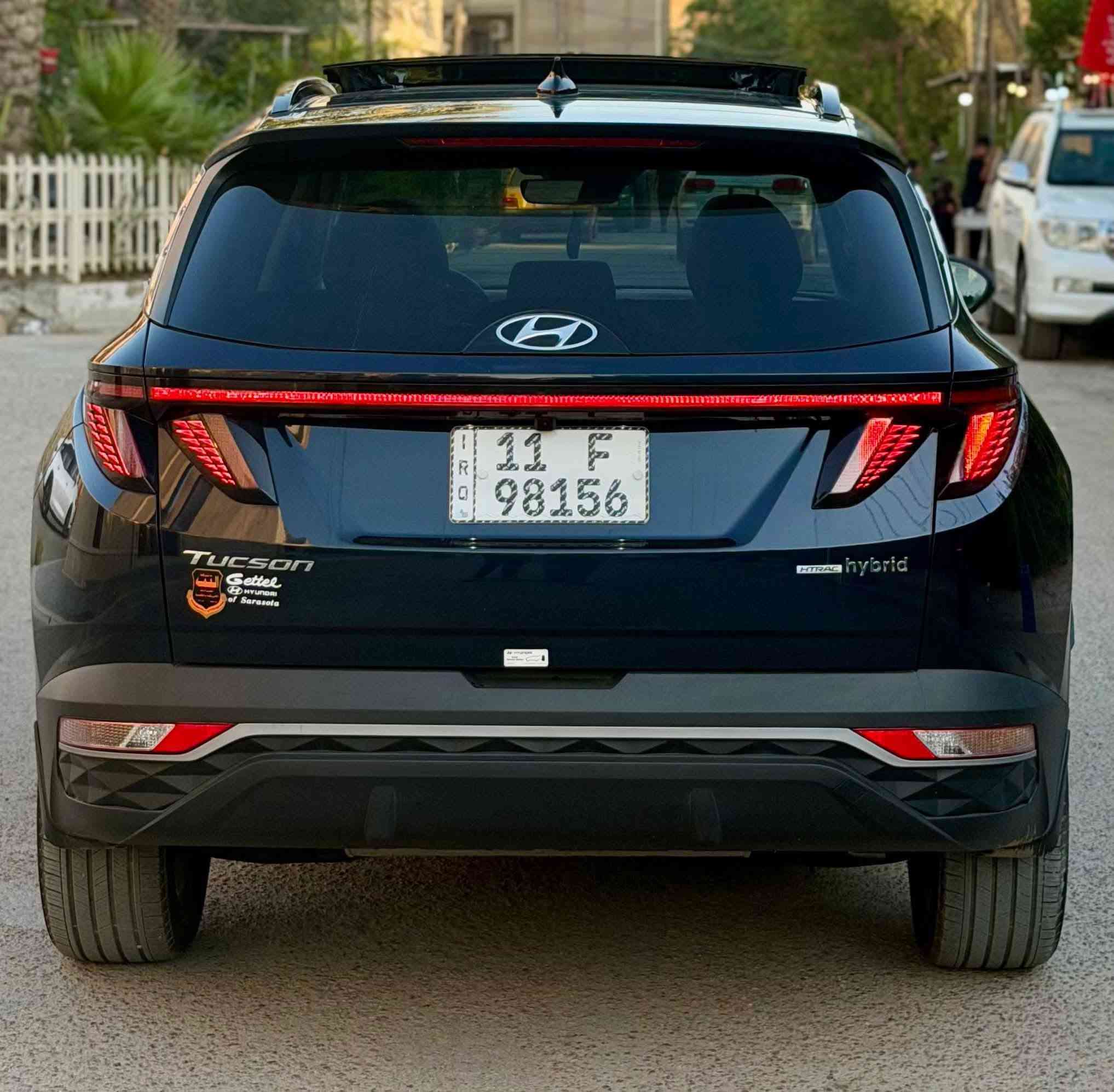السلام عليكم
هونداي توسان 2024 SEL هايبرد لون كحلي 
وارد امريكي صور الحادث مرفقة بل منشور 
بيه دعامية امامية فقط بدون دواخل بدون ايرباك
وبنيد بارد 
رقم بغداد الجديد بأسمي تحويل ثاني يوم
المواصفات: بصمة-بصمة أبواب-تشغيل عن بعد
بانوراما-كير دكم-شاشة دجيتل-كشنات جلد
شاشة كبيرة-كشن كهرباء-جنطة كهرباء
ويل كب-شحن وايرلس-تدفئة كشنات
لايت زنون-بلوجكتر زنون-LED خلفي متصل
مود درايف-اوتو هولد-هند بريك دكمة
مانع انحدار-مانع انزلاق-تحديد مسار-قيادة الية
رادار امامي-رادار جانبي-رادار خلفي 
فول تحكم ستيرن-شفتات ستيرن
ماشية 22 الف ميل-محرك 1600 تيربو +محرك كهرباء 
بلوتوث-ABS-منافذ USB 
المكان بغداد الدولعي 
للتواصل والاستفسار:***********

ويه otar.cars تشتري وانت مرتاح
وضوح + مصداقية + سيارات مرتبة
أنضم لكروبنا الخاص حتى ما يفوتك أي عرض⬇️
https://www.facebook.com/share/g/1CQTCVfZ7b/?mibextid=wwXIfr
