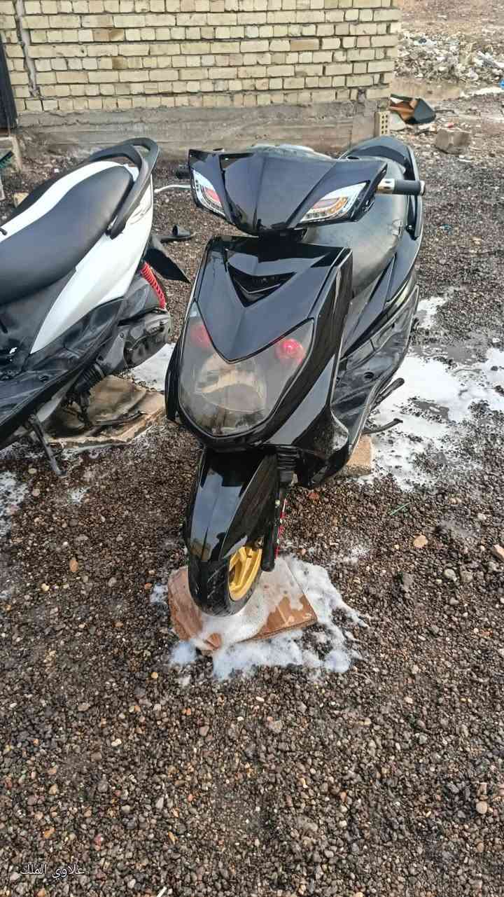 سلام عليكم دراجه سكنس فحل (للبيع اومراوس )
نضيفه وتترحملي عليها 
دراجه كاملا من كلشي كفاله عامه دراجه نكره بكل وقت سلف +هندر 
تجي وجيب فيتر وياك وشوفها 
دراجه بلادي 

عنوان بغداد / حي جامعه شارع الربيع 

*********** / وتساب
***********/ 
 سعرها  750  وبيها مجال
