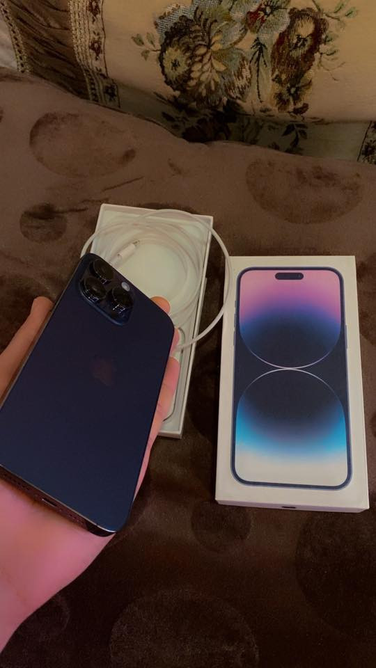 #للبيع آيفون 14 برو ماكس ذاكرة 256/البطارية 88 //الجهاز باقي عل وضع الشركة النظافة 100‎%‎ للبيع فقط الشراي يخابر ويدلل (***********)
