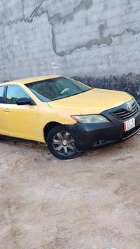 سياره كامري 2008 مراوس بيجو او سايبه موديل 18 السياره رقم انجليزي مصفر...