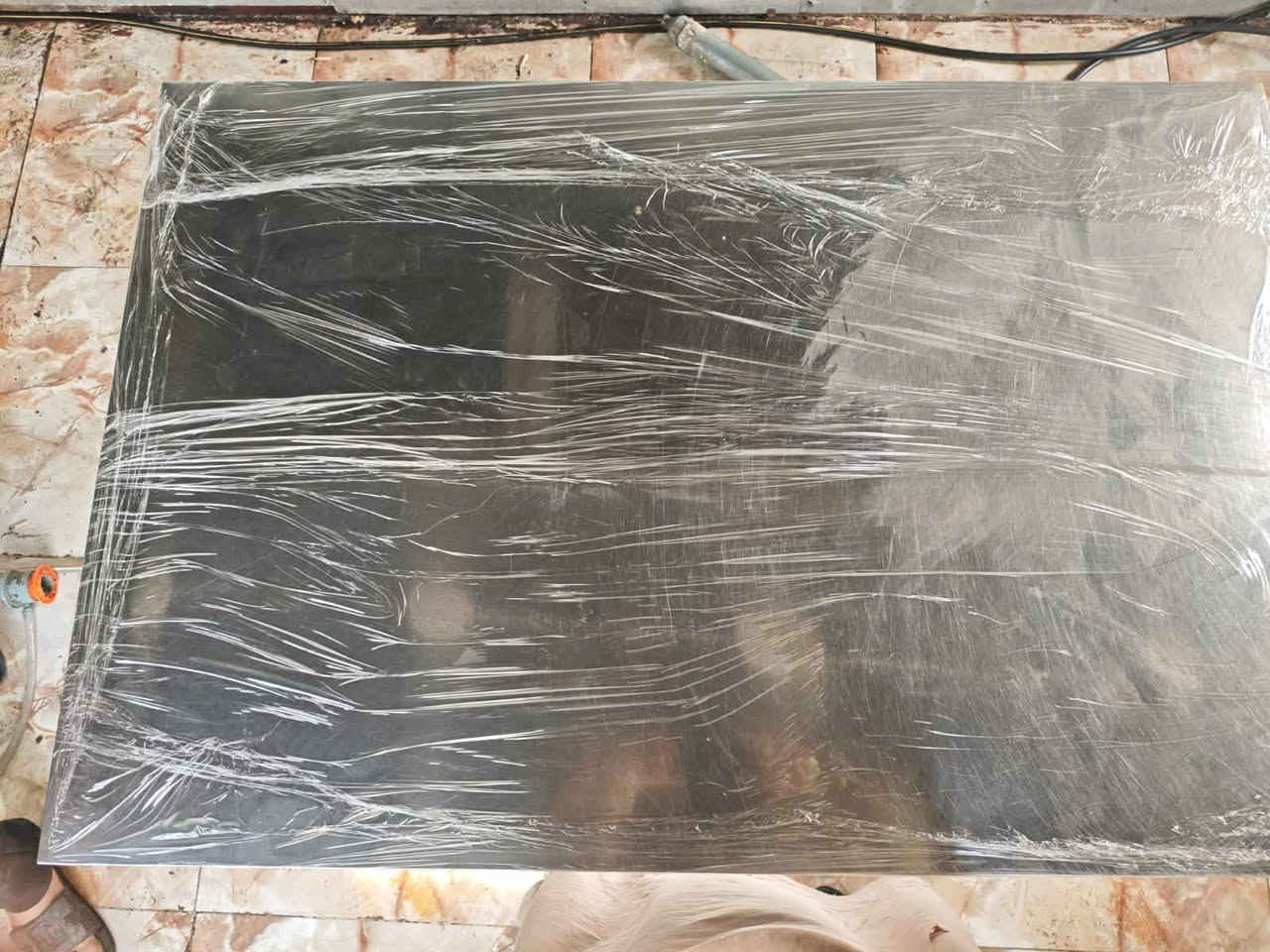 مطعم للبيع
1-گرل ومعداته
2-فرن بيتزا طابق واحد
3-قلايه كهربائيه+غازيه
4-ميوزه سل ستيل7قطع 
5-مثرامه لحم كهربائيه
6-طباخ5عيون
7-مثرامه لحم بانزين 
8-سكاكين بانوعهة
9-بلانكات من الصغير الي الكبير
10-برادات عدد2+مجمدات2
11-منقله كباب 
12-ميوزه وكراسي للصاله

العنوان ديالى بعقوبة 
رقم الهاتف (***********)
يوجد واتساب 
يوجد جمله ومفرد
