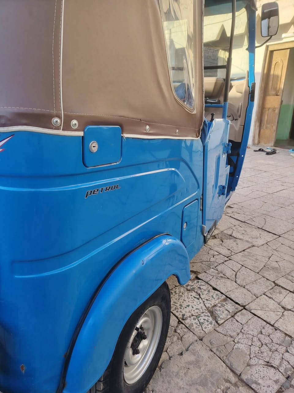 السلام عليكم تكتك لبيع 22 رقم او  سنويه  كفاله عامه الاستفسار *********** عل الرقم
