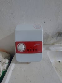 للبيع سخان ( كيسر ) فوري تركي 🇹🇷 المنشأ  جديد بعدة ما مستخدم جميع ملحق...