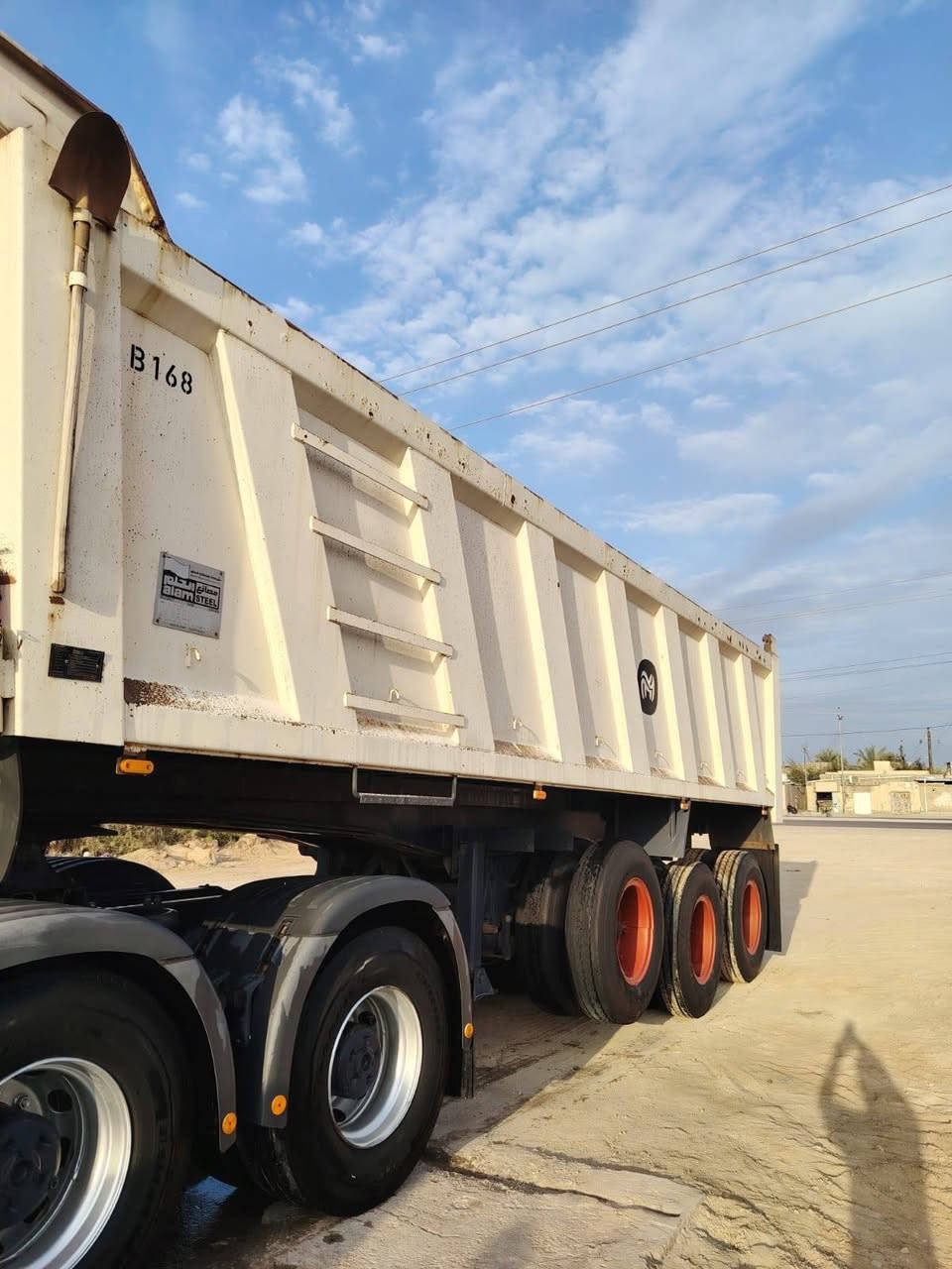 السلام عليكم عربانه علم مديل 2020 العنوان البصره السعر 275 وبيه مجال رقم ***********
