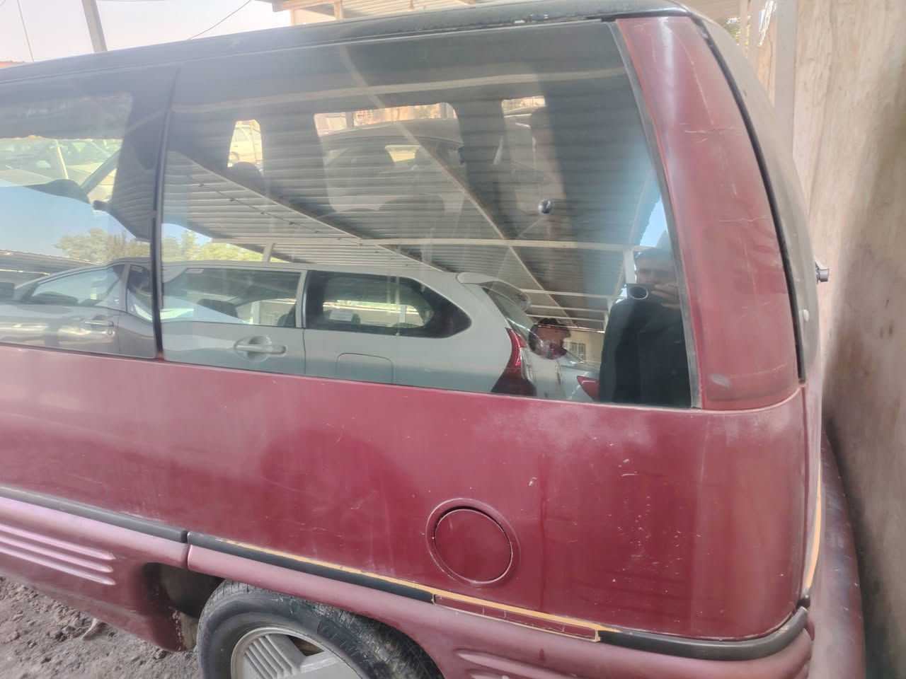 بونتياك 7 راكب سياحي موديل 1994 رقم نحف عله وضع الشركه بنيد جارد فقط  ترايها زيرو  السعر 35$ مكاني بابل الحصوة ***********
