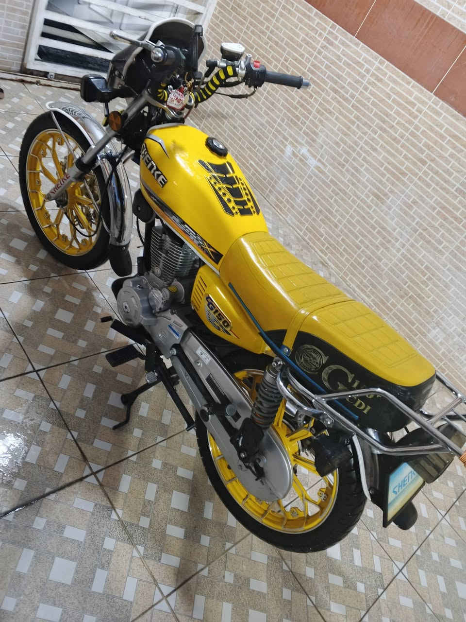 للبيع  سونيك موديل 2024 جديد محرك150 حجم كبير كبس منافيس 
بدون اي عذر سعر700الف مجال بسيط موبايل ***********
