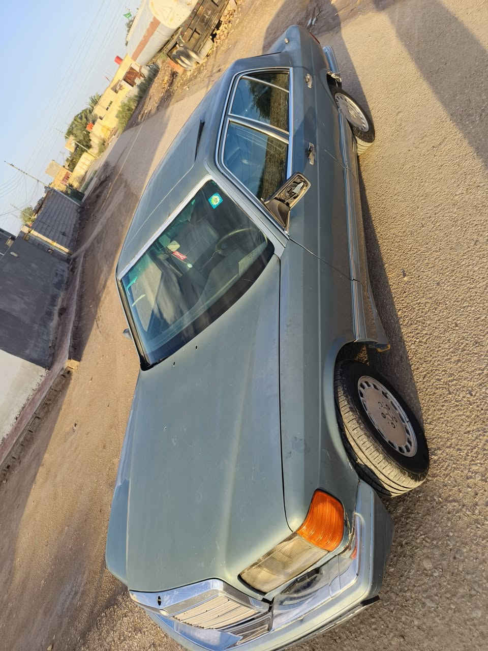 بسم الله
مارسيدس رئاسي 
السياره وضع البلاد كله شغال تبريد 
نكره سلف حداديه صدر كلها جاهزه 
السياره  عوزها شويه ترتيبات لين مهموله 
محرك السياره 6سلندر 
مكان السياره ميسان 
رقم انكليزي بابل 18 تحويل ثاني يوم شرط 
كما موضح بلصوره السياره شويه جارده 
باقي التفاصيل ***********
