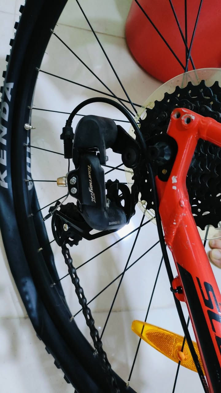 دراجه سكوت 
حجم 29 m 

السعر مناسب دز رساله على الخاص بلماسنجر لو على الواتس اب
***********
