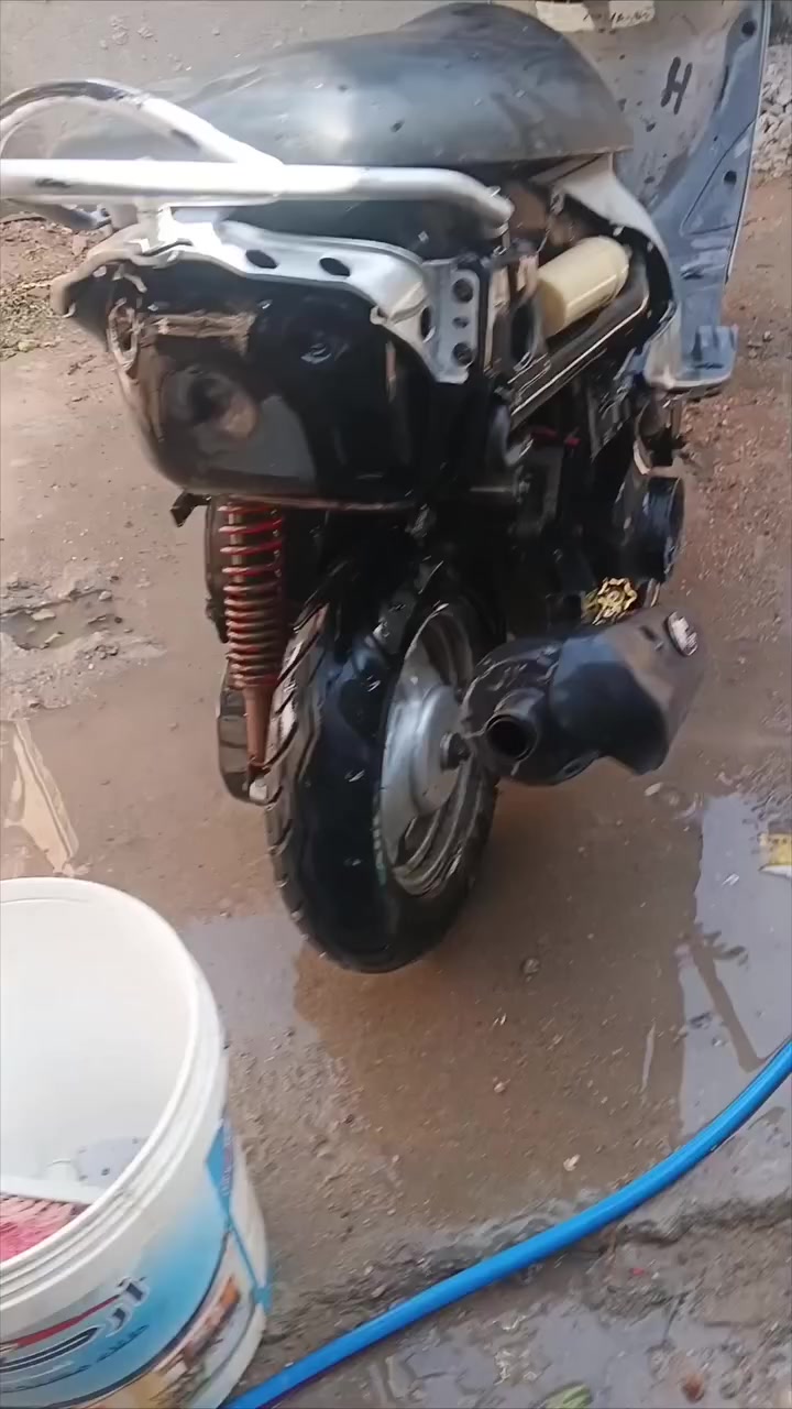 للبيع سعر 800 بيها مجال قليل دراجه كاملا ما ناقصها شي قراضها وياها


**إذا كنت صاحب هذا الإعلان وتريد حذفه لأي سبب، رجاءا أرسل رسالة إلى الدعم الفني**