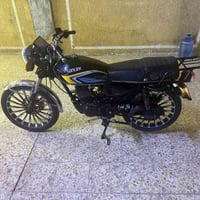 دراجه سونك 2025 محرك 200 ضاغطه وزنجيل سعر 650 وبيه مجال قليل 078255066...