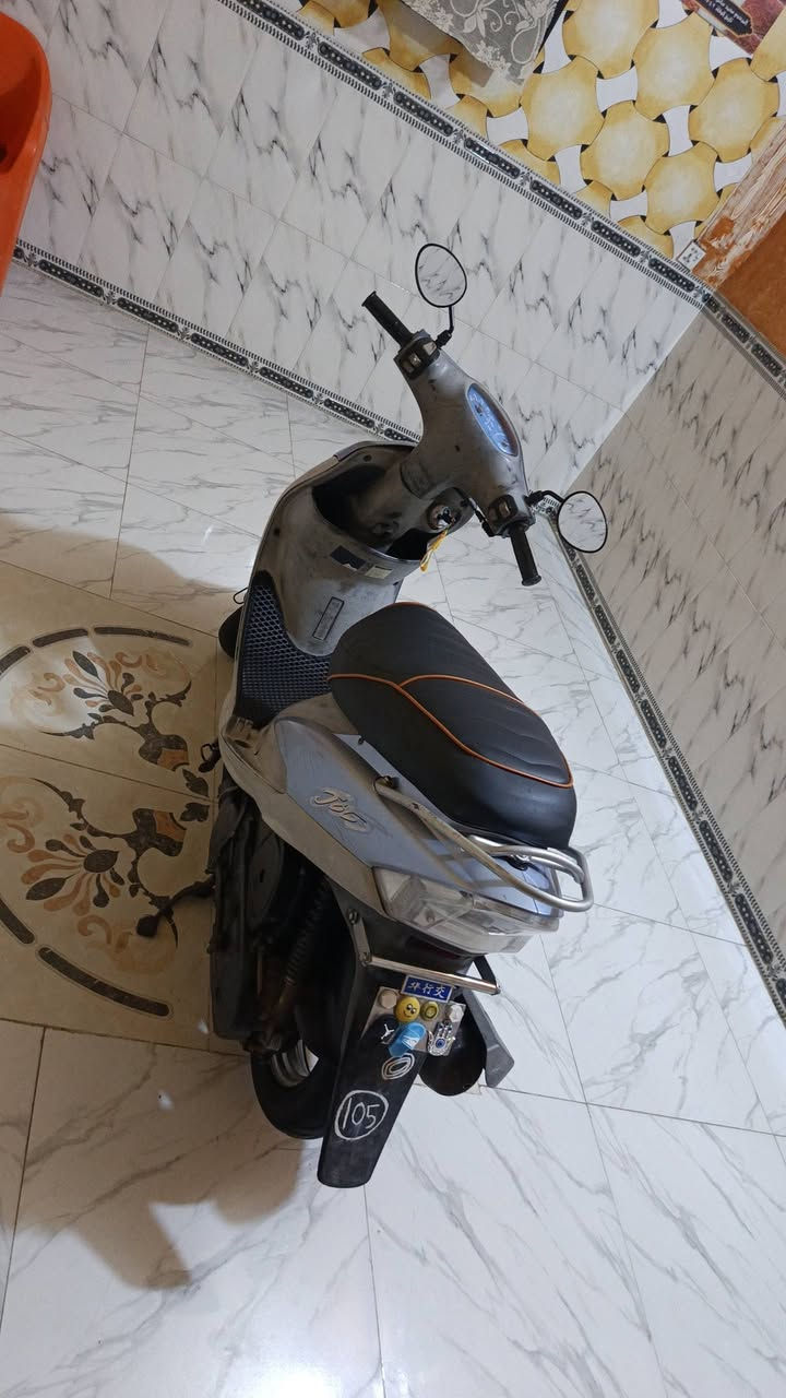 سلام عليكم
دراجة ماكس منغولي اللبيع 
الون سمائي مميز دراجة بلادية حاوية مال رمبة
دراجة حلوه ونضيفة مكفولة كفالة عامة 
من كلشي مكاني دوانية السعر خاص او ***********
