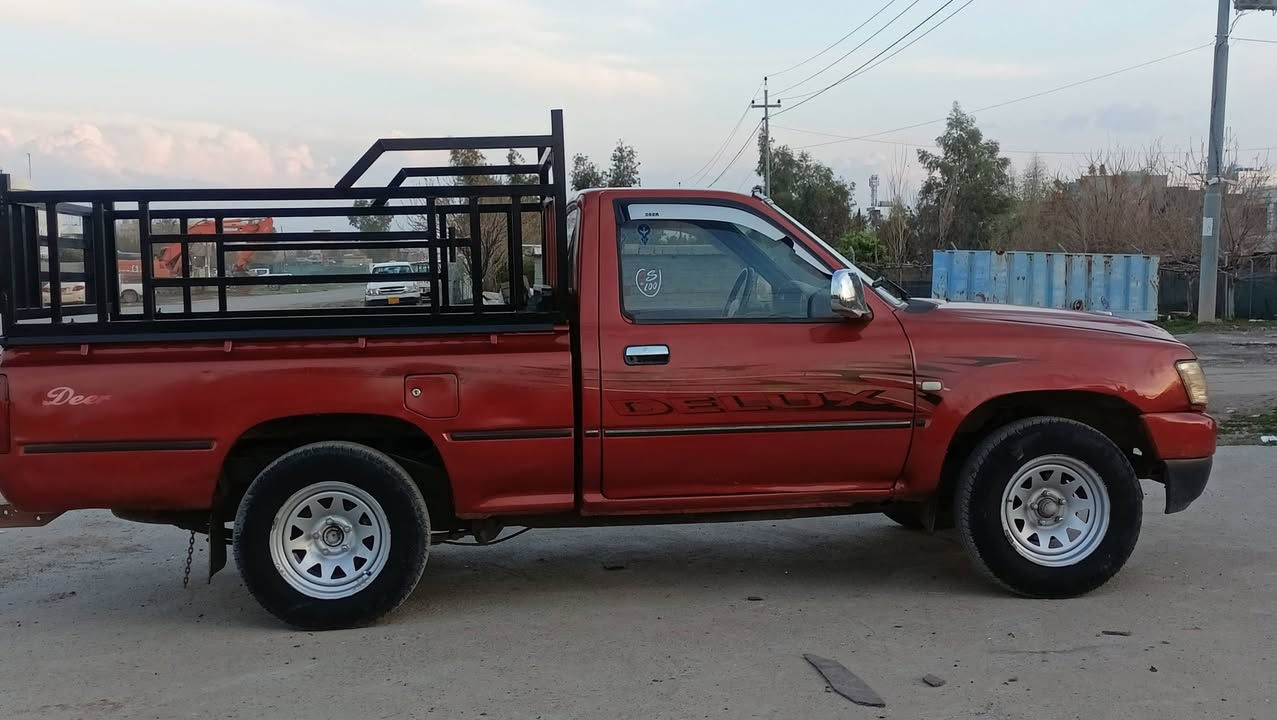 دێرمویل 2007 مە کینە بە غ مە نە فیس ئە سلی بێ بۆیاغ بێ دە عم بە شە رتی گێر مە کینە ئە کسل شانسی 
چوار تایە لوك  نمونە لە جوانی 
سعر 
35 گە ڵاو مە جال 
شوێن چم چمال 
ژم 
***********
***********
