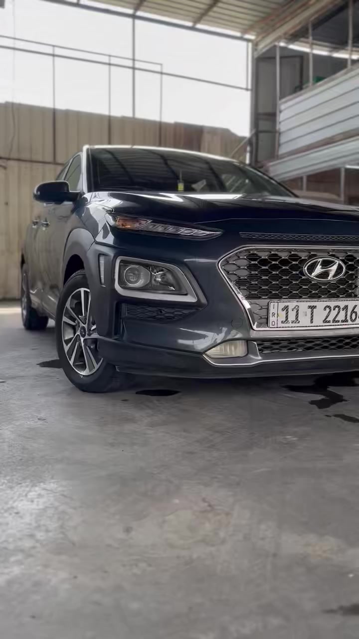 ‏سلام عليكم سيارة كونا للبيع موديل 2018 محرك أربعة سلندر 2000 دوش السيارة ماشية 99,000 السيارة أنا أبيع حزام صبغ المكينة كفالة والقير ما مفتوح السيارة تعمل بنزين + غاز ￼ سعر السيارة 110$ مكان السيارة بغداد رقم التواصل *********** متوفر WhatsApp واتصال ￼
