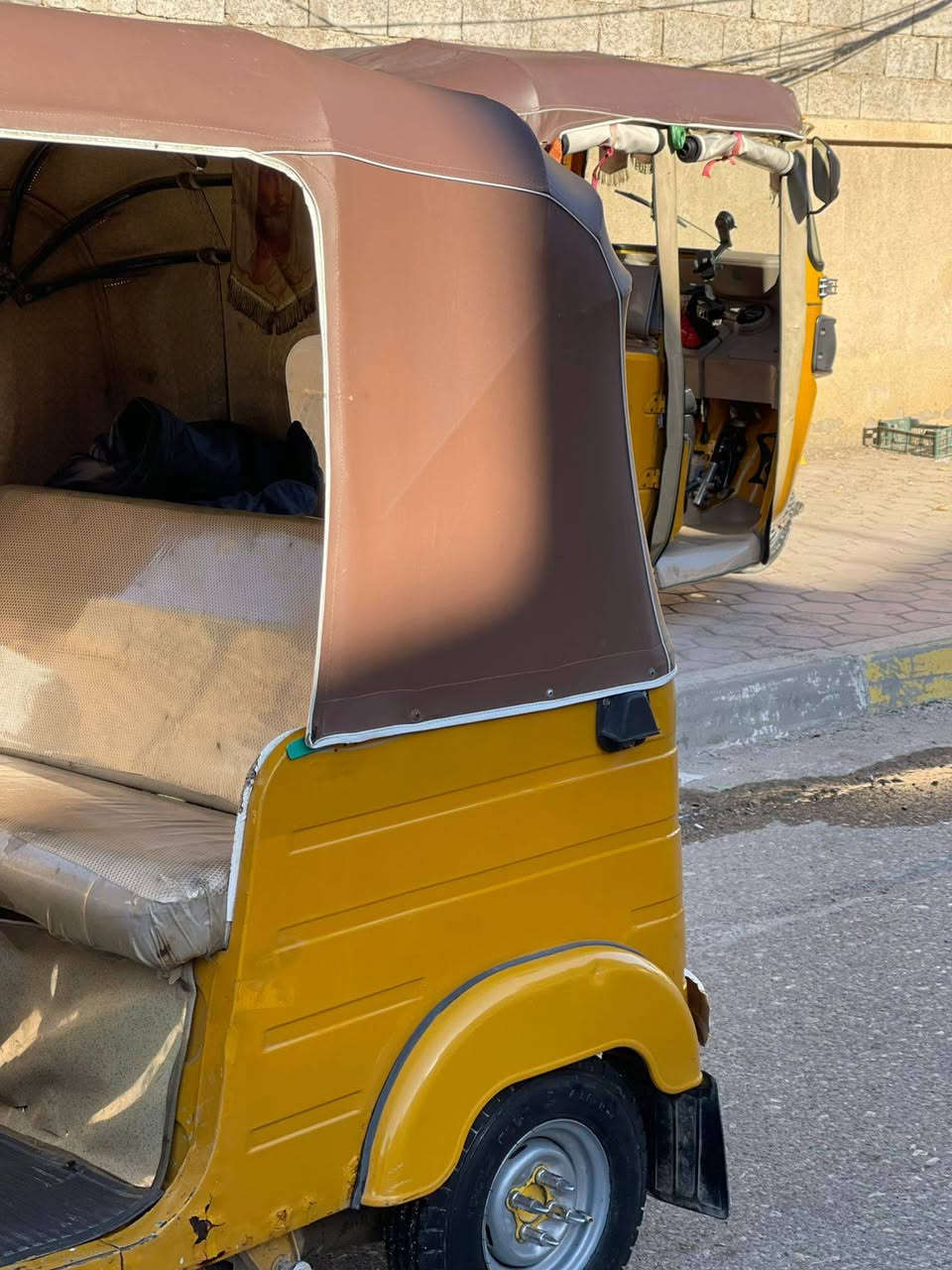 السلام عليكم
تكتك لبيع موديل 2020 
الرقم بغداد 
تكتك نضيفه ما ناقصهة أي شي 
الرقم الهاتف:***********
