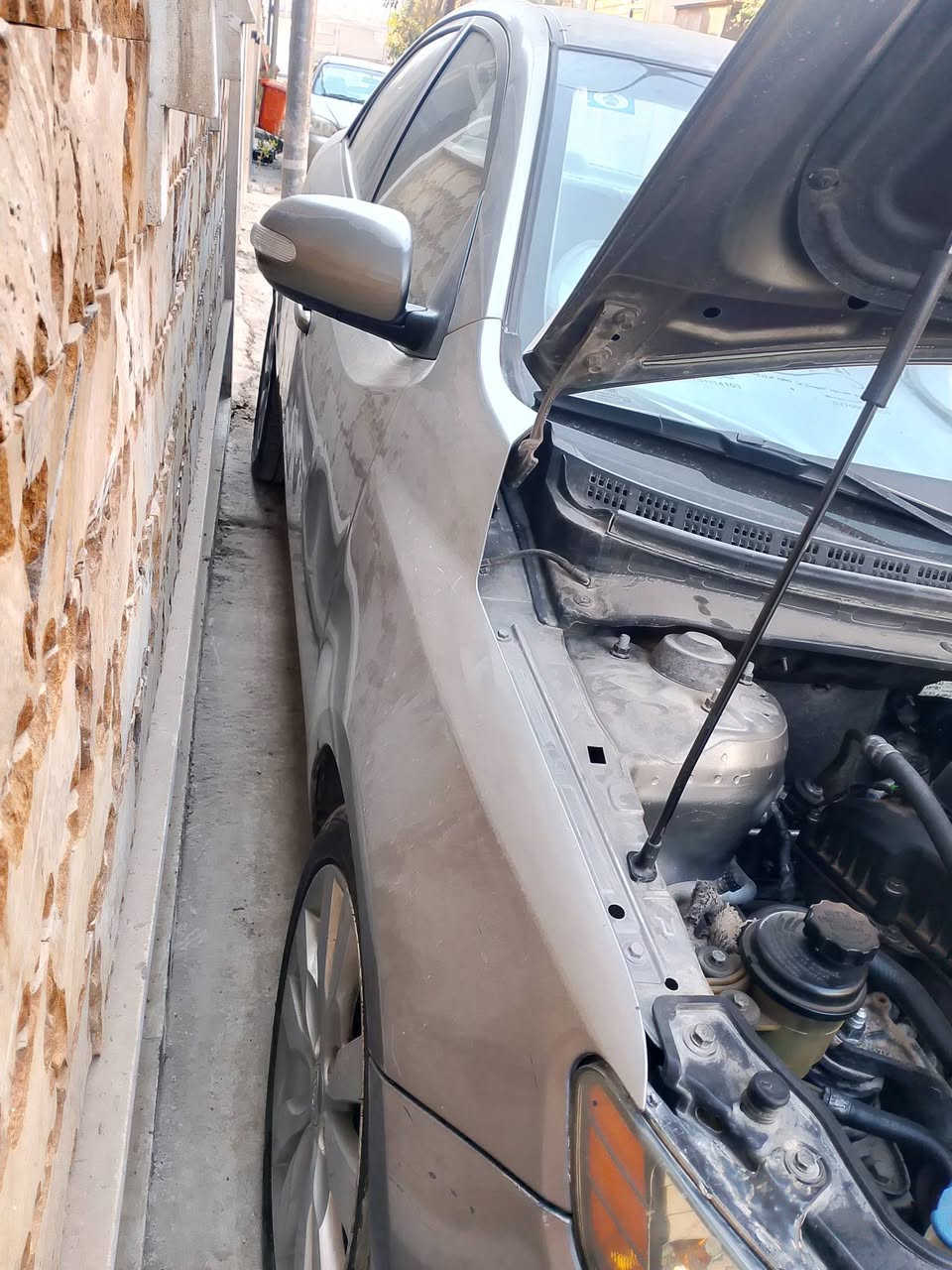 فورتي 2010  بغداد بأسمي گير محرك بحالة جيدة تبريد تدفئة شغال الضرر جاملغ وباب السائق بدون دواخل ماشية 191  بيهة جراد القمارة  الباقي واضح بالصور  السعر 85 للاستفسار الاتصال على ***********
